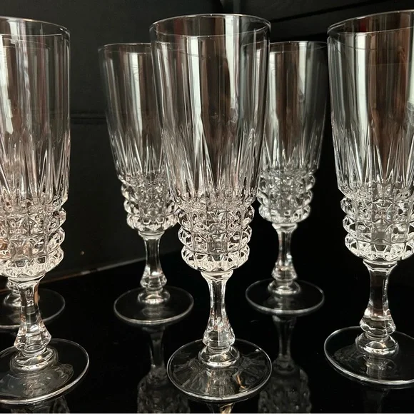 Cristal d’Arques Durand Pompadour Champagne Flutes | Set of 6 - Picture 2 of 4